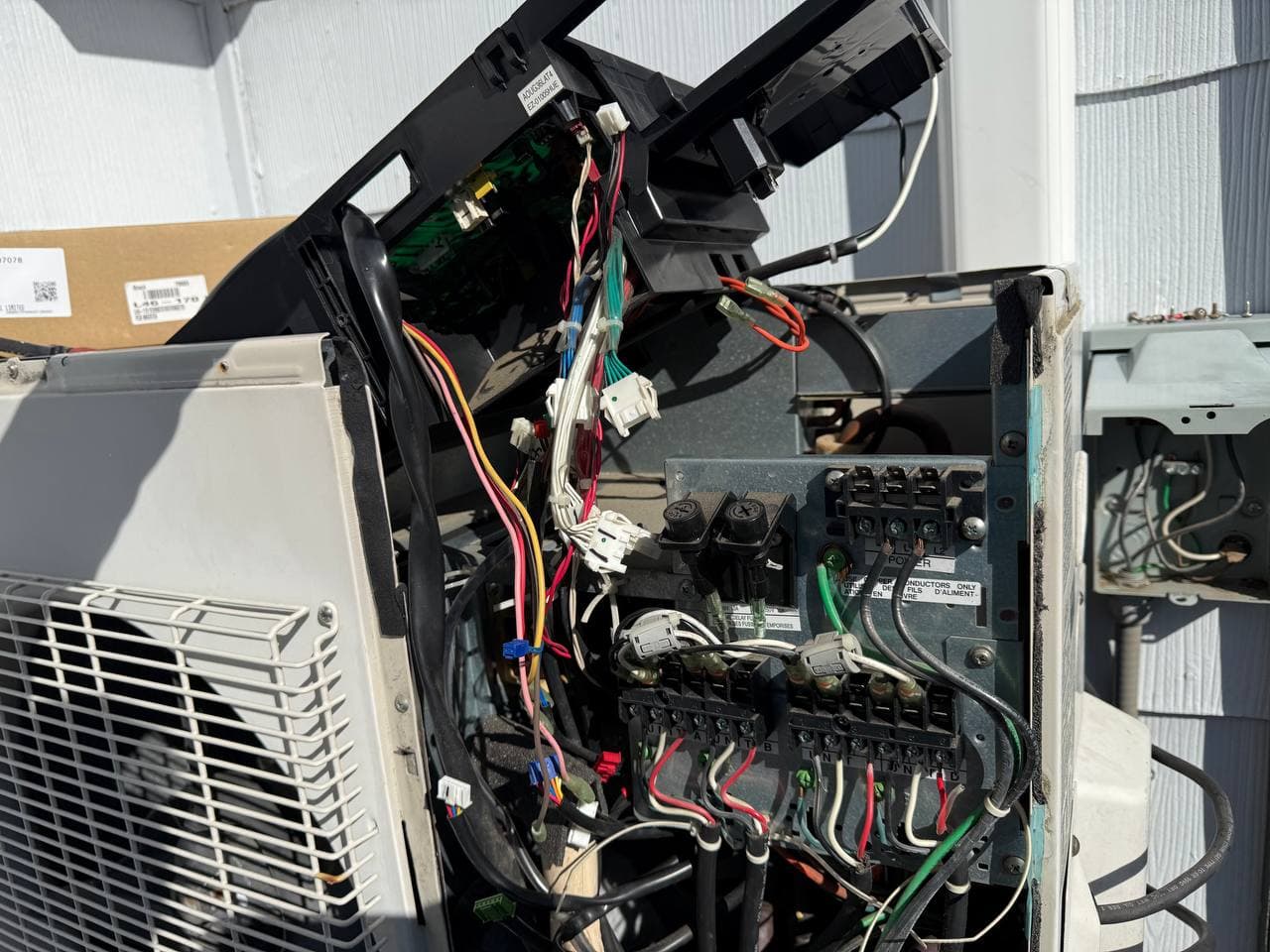Fujitsu ductless system service call Manhasset