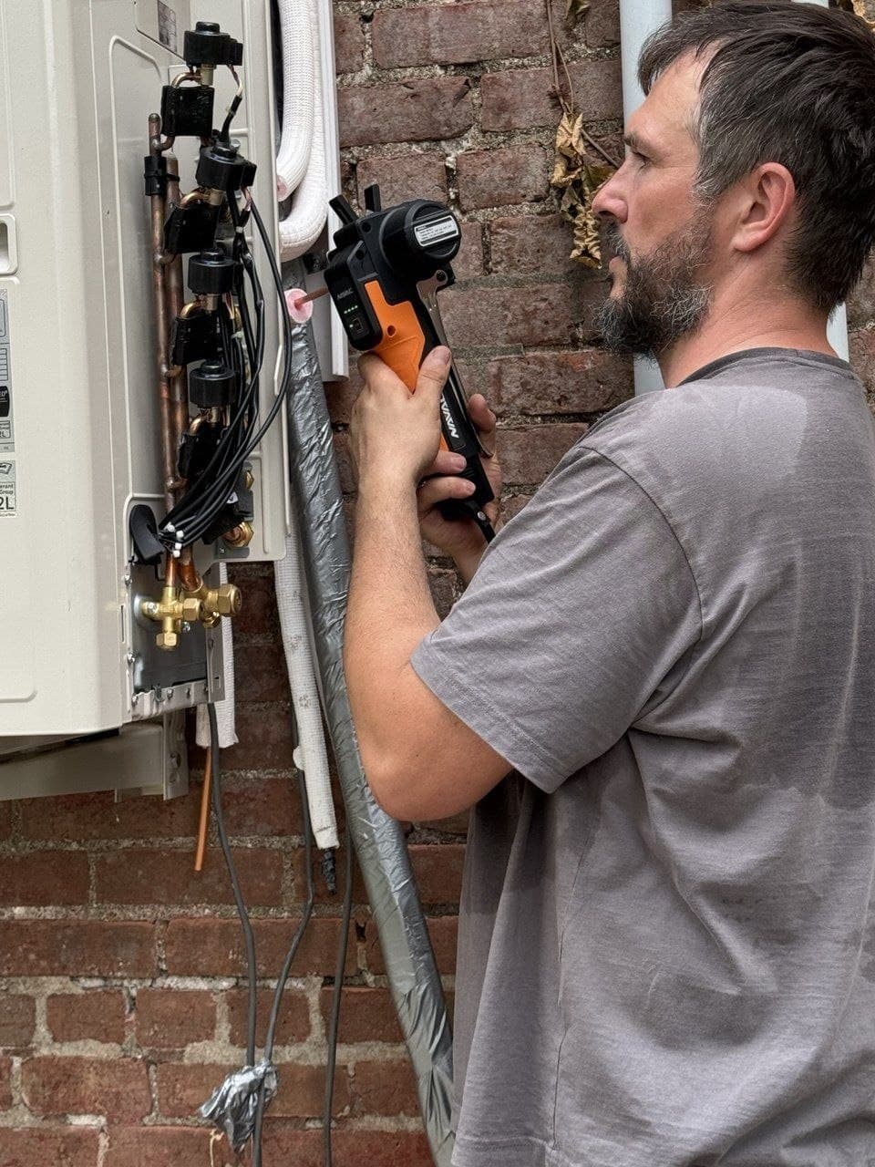 Line connections for Fujitsu outdoor ductless split unit